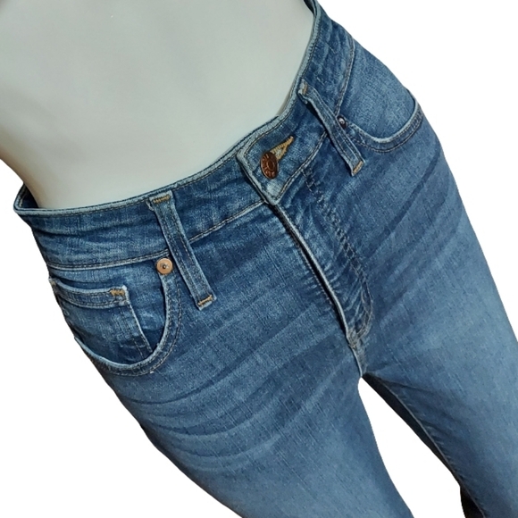 Madewell Curvy High Rise Crop Skinny Jeans Hi/Lo Raw Hem - Picture 2 of 11